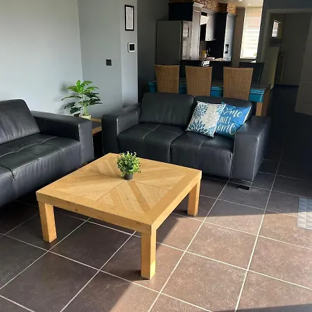 The120 Work Or Holiday home *